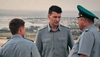 Курорт цвета хаки